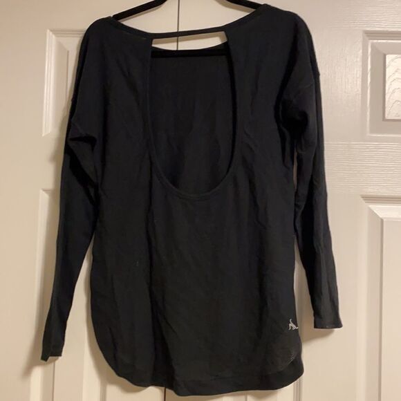 Nancy Rose Performance Black Mesh Open Back Top - Picture 5 of 7